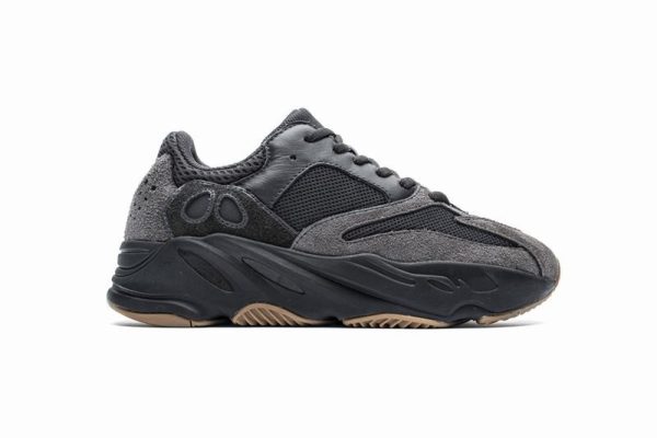 Adidas Yeezy Boost 700 “Utility Black” (FV5304)